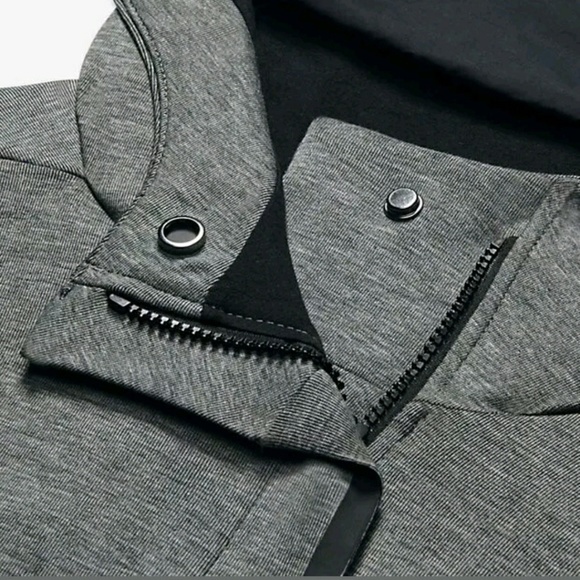 NIKE WOMEN TECH JACKET HOODIE SIZE XL 831707 091 - Picture 3 of 8